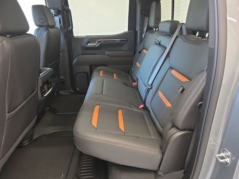 Used 2025 GMC Sierra 1500 AT4 w/ AT4 Premium Package image 28