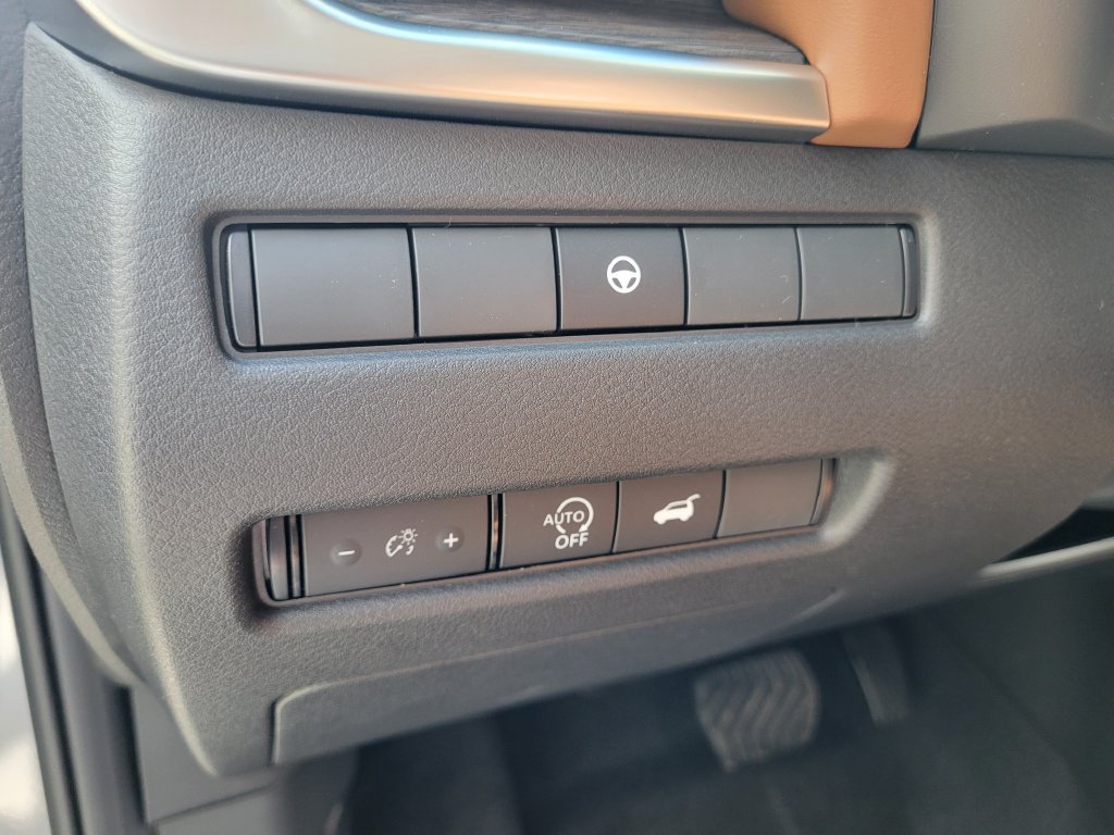 New 2026 Nissan Rogue Platinum AWD/4WD image 15