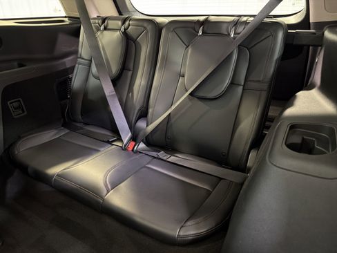Used 2023 Lincoln Aviator Grand Touring w/ Equipment Group 301A AWD/4WD image 26