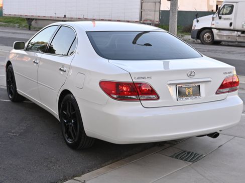 Used 2005 Lexus ES 330 image 4