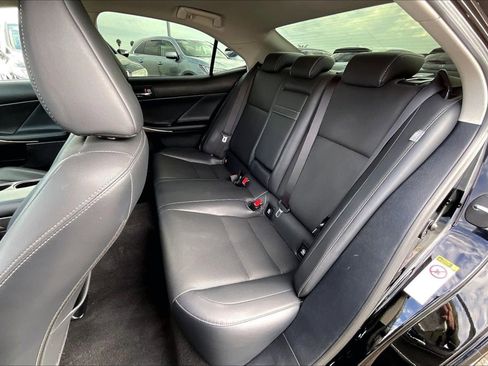 Used 2015 Lexus IS 250 w/ Navigation System Package image 23