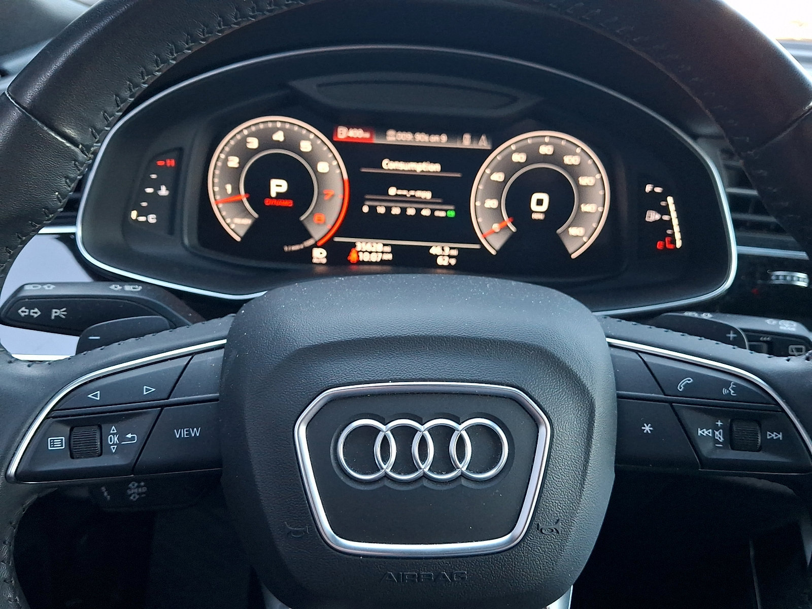 Used 2019 Audi Q8 Premium Plus w/ Premium Plus AWD/4WD image 23