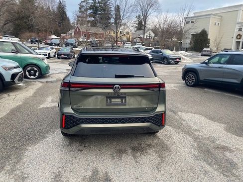 New 2026 Volkswagen Tiguan SE R-Line image 5