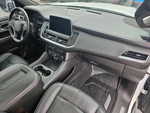 Used 2021 Chevrolet Suburban RST w/ Luxury Package AWD/4WD image 11