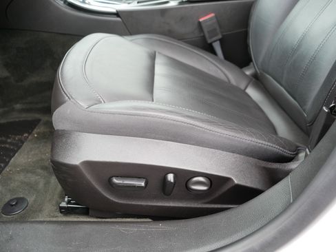 Used 2017 Buick Regal FWD image 20