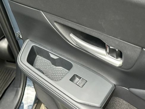 Used 2025 Toyota Grand Highlander AWD Hybrid image 39