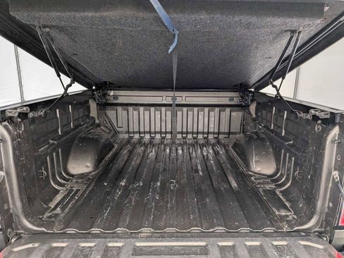 Used 2016 GMC Canyon SLE w/ SLE Convenience Package image 32