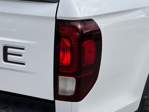 New 2026 Honda Ridgeline Black Edition image 30