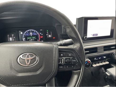 Used 2024 Toyota Tacoma SR image 42