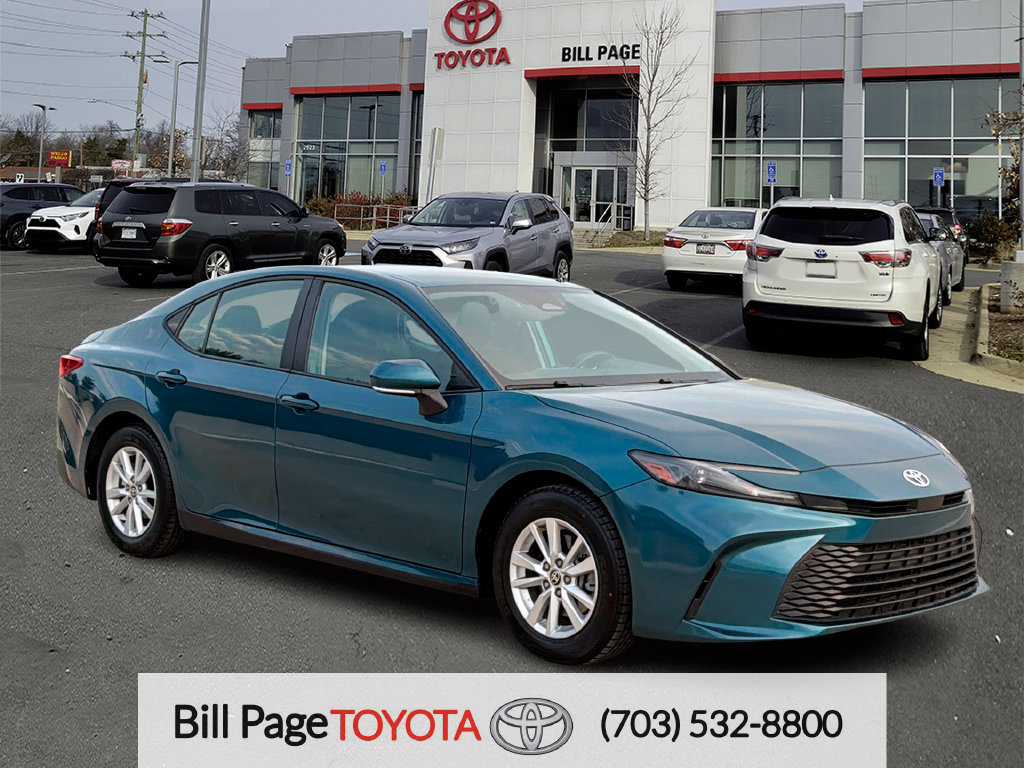 Used 2025 Toyota Camry LE FWD image 1