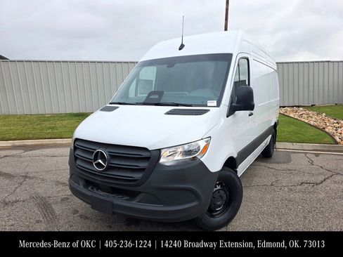 New 2026 Mercedes-Benz Sprinter 2500 image 1