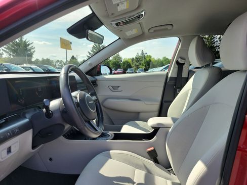 Used 2024 Hyundai Kona SEL FWD image 15
