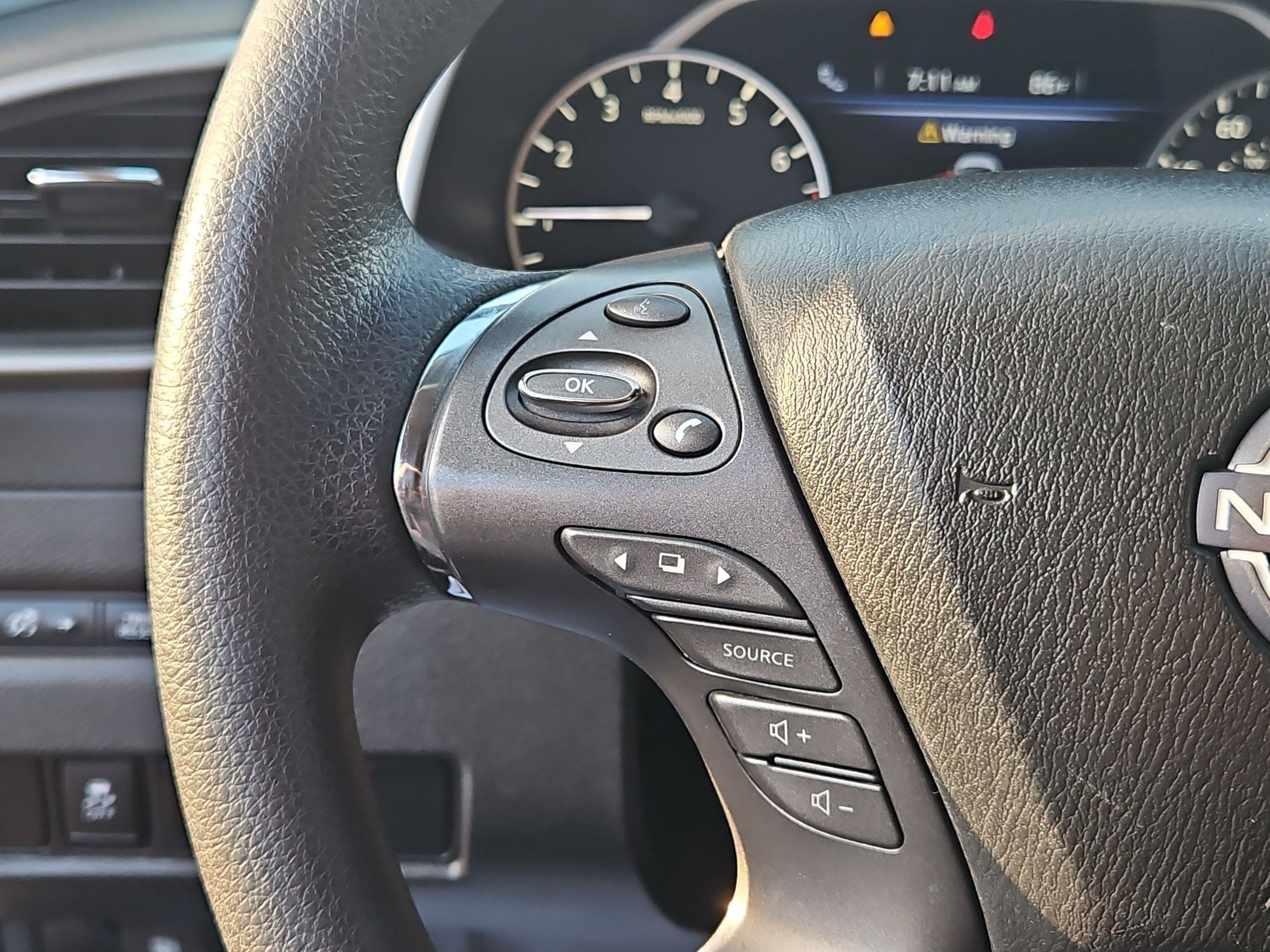 Used 2023 Nissan Murano S FWD image 16