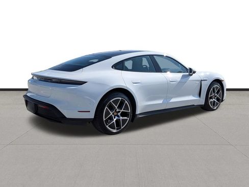 Used 2025 Porsche Taycan RWD image 5
