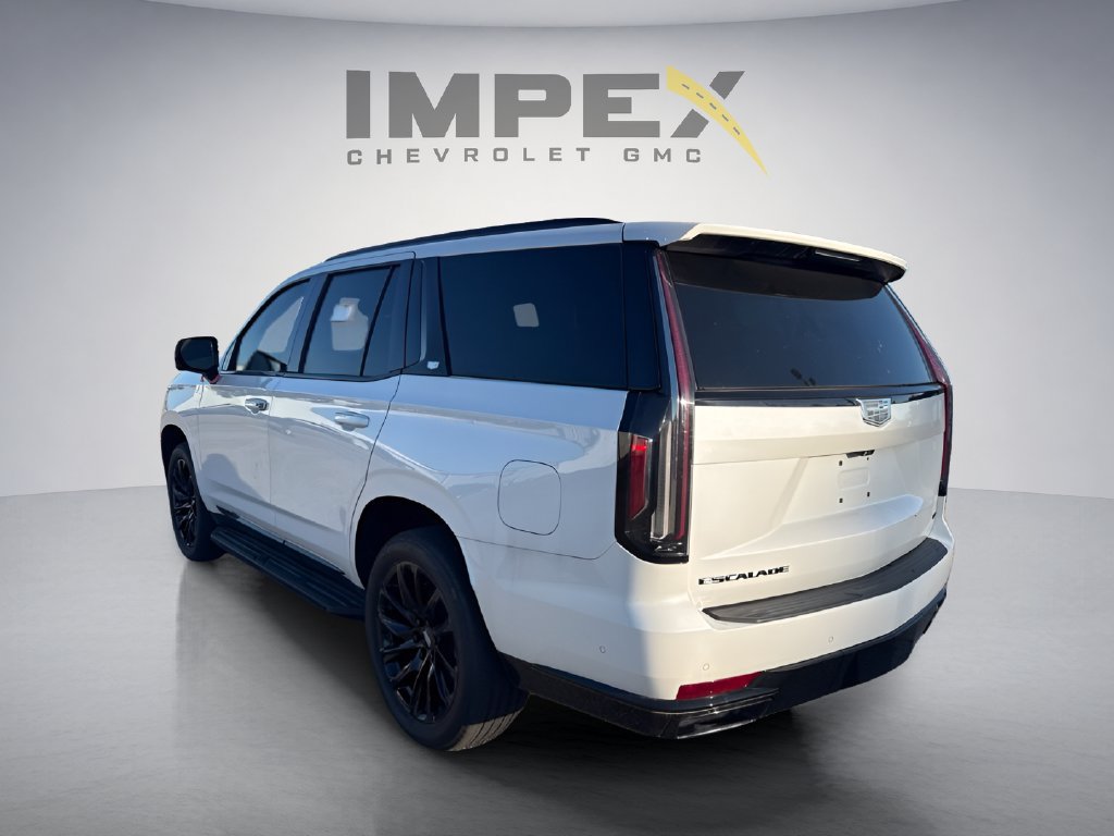 Used 2023 Cadillac Escalade Sport Platinum w/ LPO, ONYX Package AWD/4WD image 3