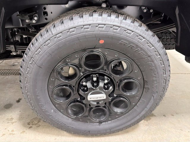 New 2026 Ford F350 XLT w/ XLT Premium Package AWD/4WD image 9