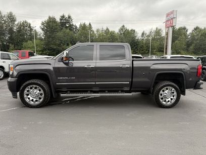 Used 2016 GMC Sierra 2500 Denali w/ Duramax Plus Package