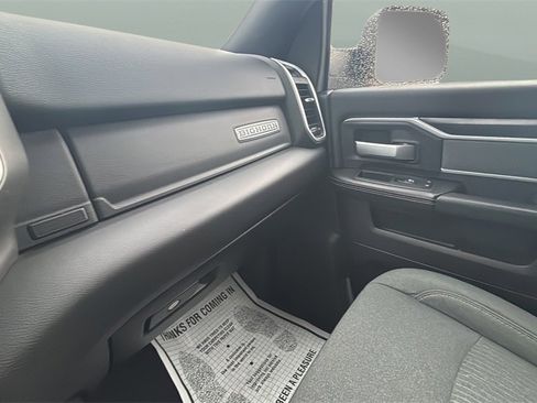 Used 2020 RAM 2500 Big Horn w/ Level 1 Equipment Group image 23