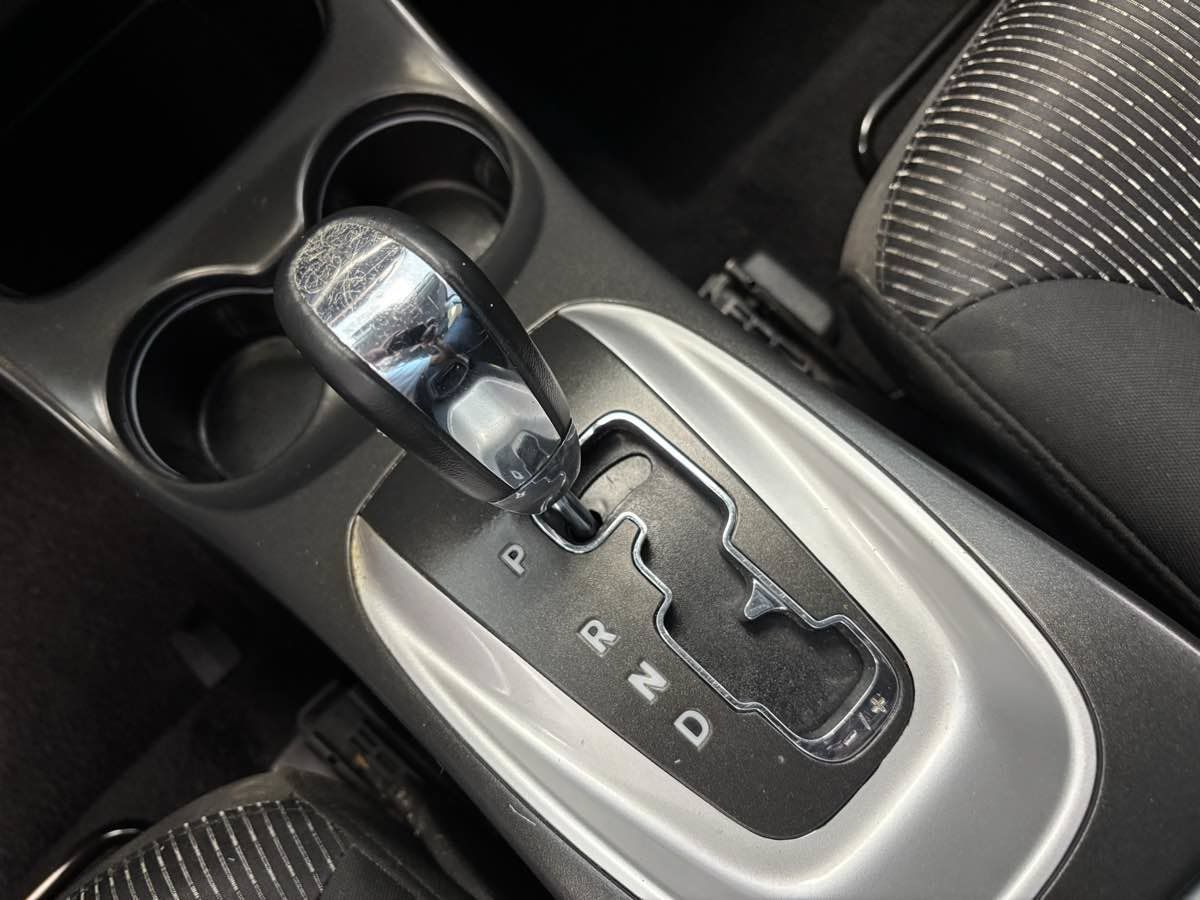 Used 2016 Dodge Journey SE w/ Flexible Seating Group FWD image 17