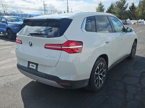 Used 2025 BMW X3 xDrive30i image 2