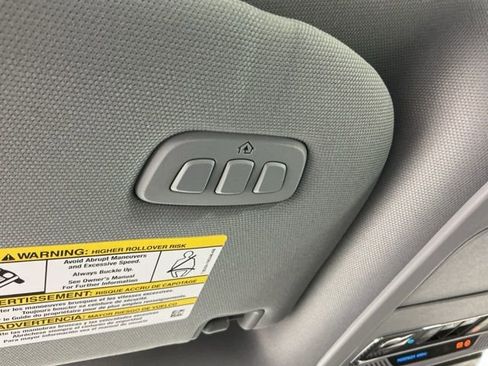 Used 2025 Ford F350 Lariat w/ FX4 Off-Road Package image 25