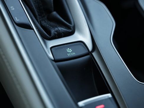 Certified 2019 Honda Accord EX-L image 41