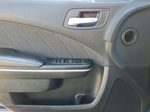 Used 2022 Dodge Charger SXT image 13
