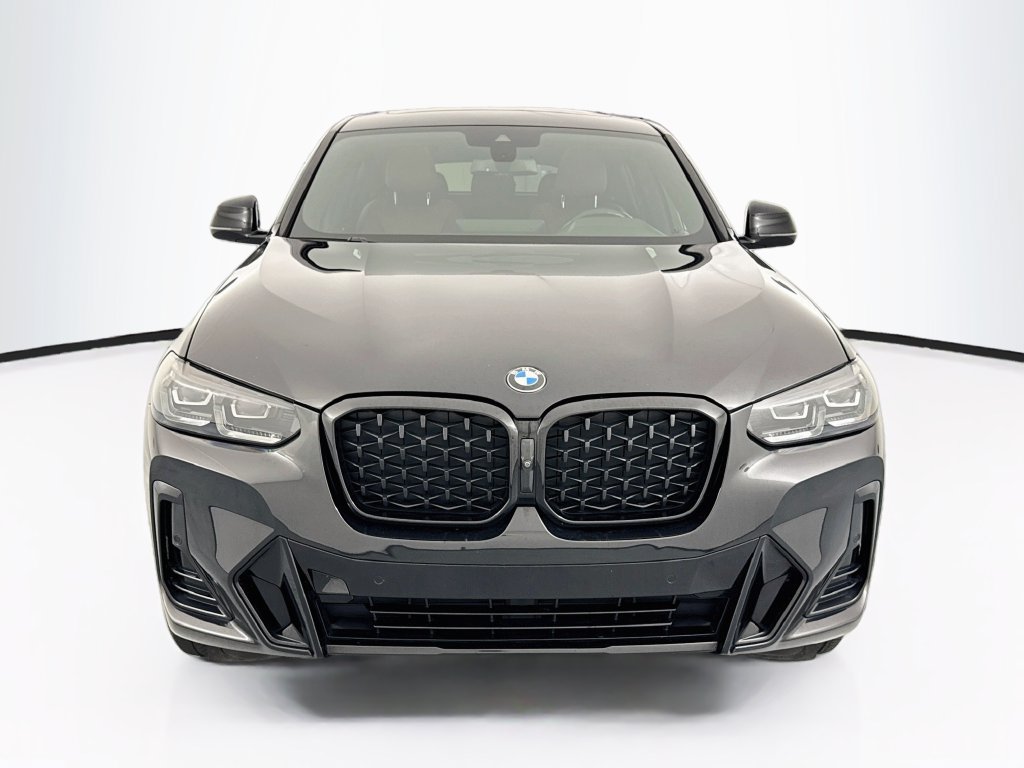 Used 2023 BMW X4 xDrive30i w/ M Sport Package AWD/4WD image 2