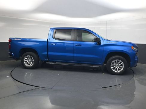 Used 2022 Chevrolet Silverado 1500 RST AWD/4WD image 4