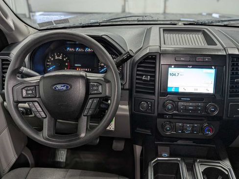 Used 2017 Ford F150 XL w/ Equipment Group 101A Mid AWD/4WD image 5
