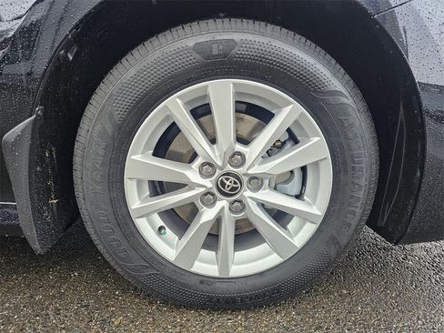 New 2026 Toyota Camry LE image 9