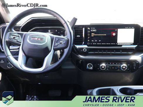 Used 2024 GMC Sierra 1500 SLT AWD/4WD image 18