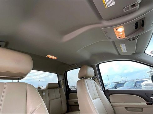 Used 2013 Chevrolet Silverado 1500 LTZ w/ LTZ White Diamond Edition image 27