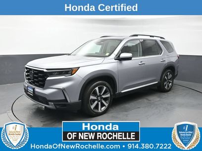 Certified 2025 Honda Pilot Touring
