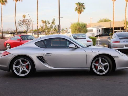 Used 2010 Porsche Cayman S RWD image 13