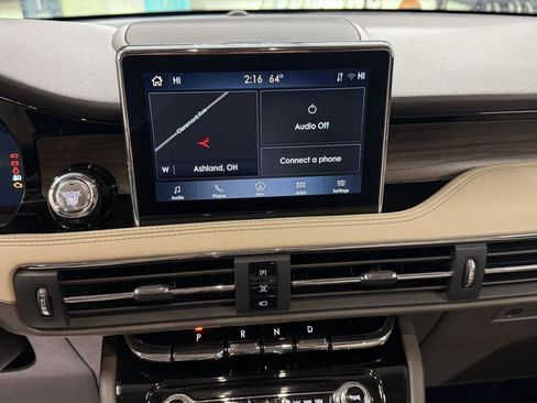 Used 2022 Lincoln Corsair Reserve image 17