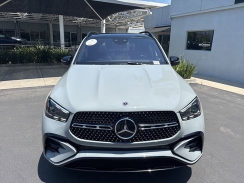 Used 2024 Mercedes-Benz GLE 450 4MATIC image 3
