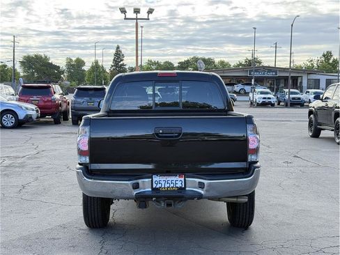 Used 2013 Toyota Tacoma PreRunner w/ SR5 Pkg RWD image 5