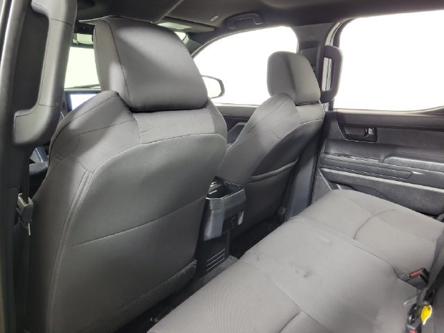 Used 2024 Toyota Tacoma SR5 AWD/4WD image 11