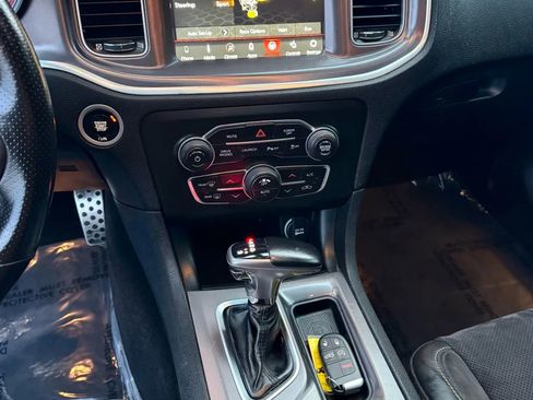 Used 2020 Dodge Charger Scat Pack w/ Dynamics Package image 25