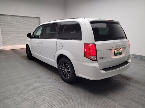 Used 2018 Dodge Grand Caravan GT image 5