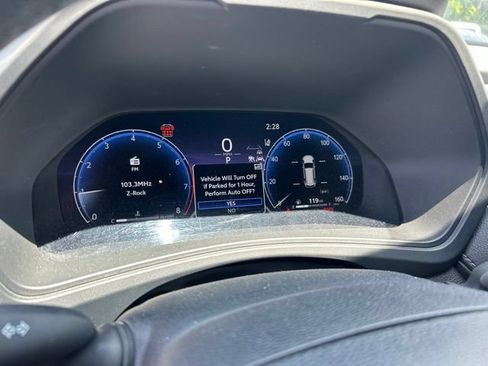 Used 2025 Toyota RAV4 XLE AWD/4WD image 7