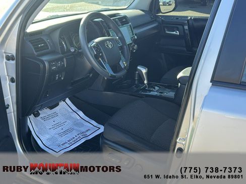 Used 2022 Toyota 4Runner TRD Off-Road image 10