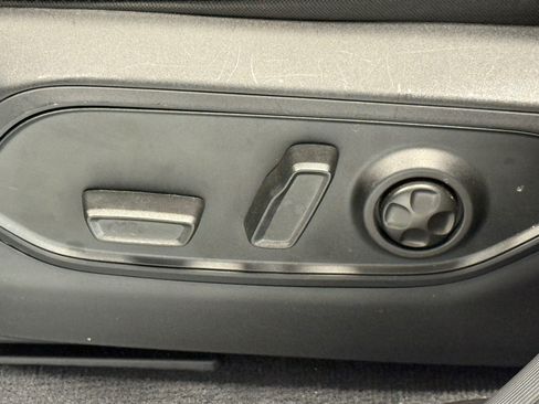Certified 2023 Jeep Grand Cherokee Altitude AWD/4WD image 18