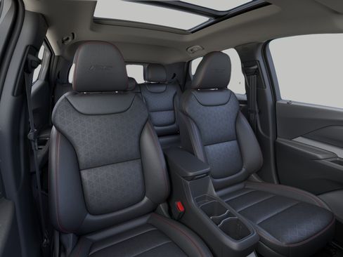 New 2027 Chevrolet Bolt RS w/ Super Cruise Package FWD image 16
