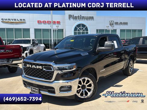 Used 2025 RAM 1500 Lone Star AWD/4WD image 1