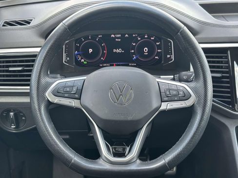 Used 2022 Volkswagen Atlas SEL R-Line AWD/4WD image 24