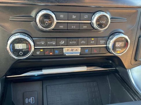 Certified 2021 Ford F150 Platinum w/ Equipment Group 701A High AWD/4WD image 28