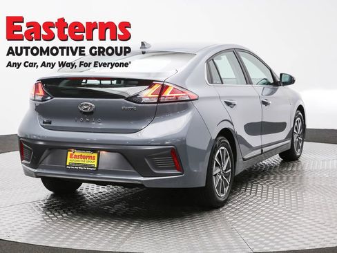 Used 2020 Hyundai Ioniq Limited image 5
