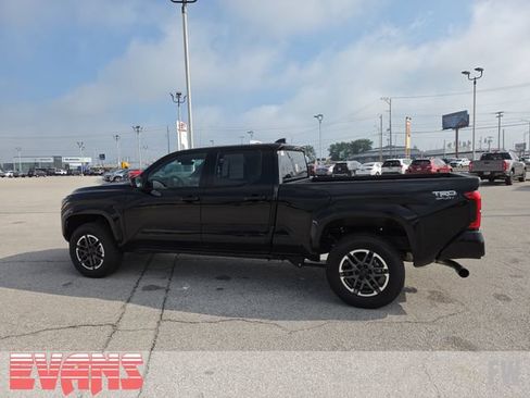 Certified 2026 Toyota Tacoma TRD Sport AWD/4WD image 25